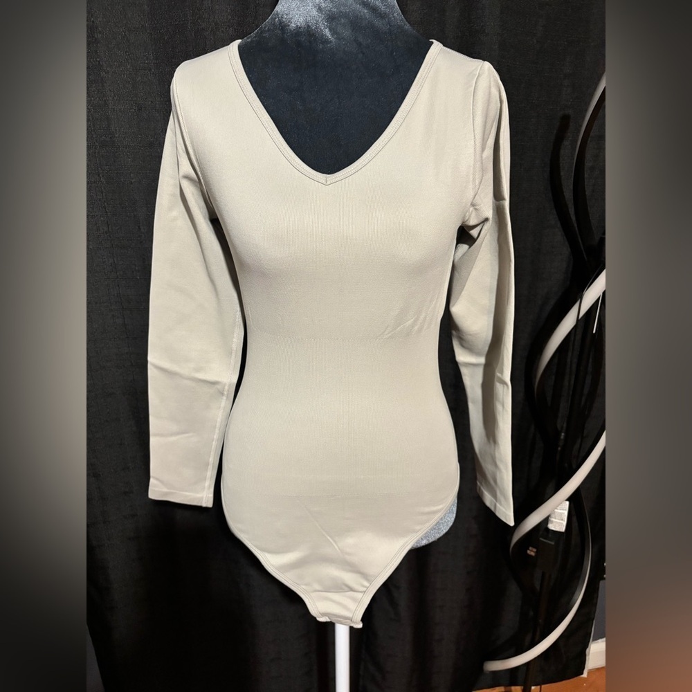 2 Pack Tummy Control Ribbed Long Sleeve BodySuits - Picture 9 of 15